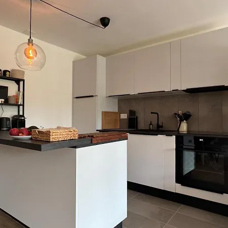 Apartamento Un Refuge Calme Et élégant Dans Les Montagnes Crans-Montana