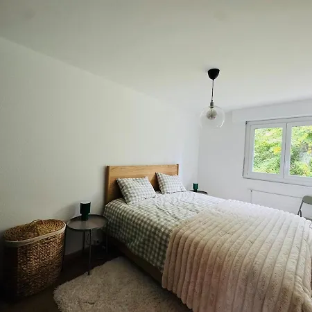 Un Refuge Calme Et Elegant Dans Les Montagnes 아파트 *